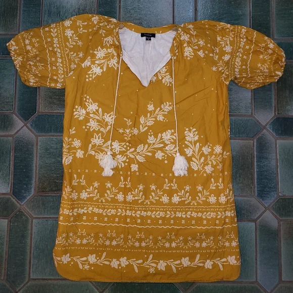 Karen Kane Women's Puff Sleeve Tassel Dress - Picture 3 of 8